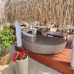Sun Coast Apartment